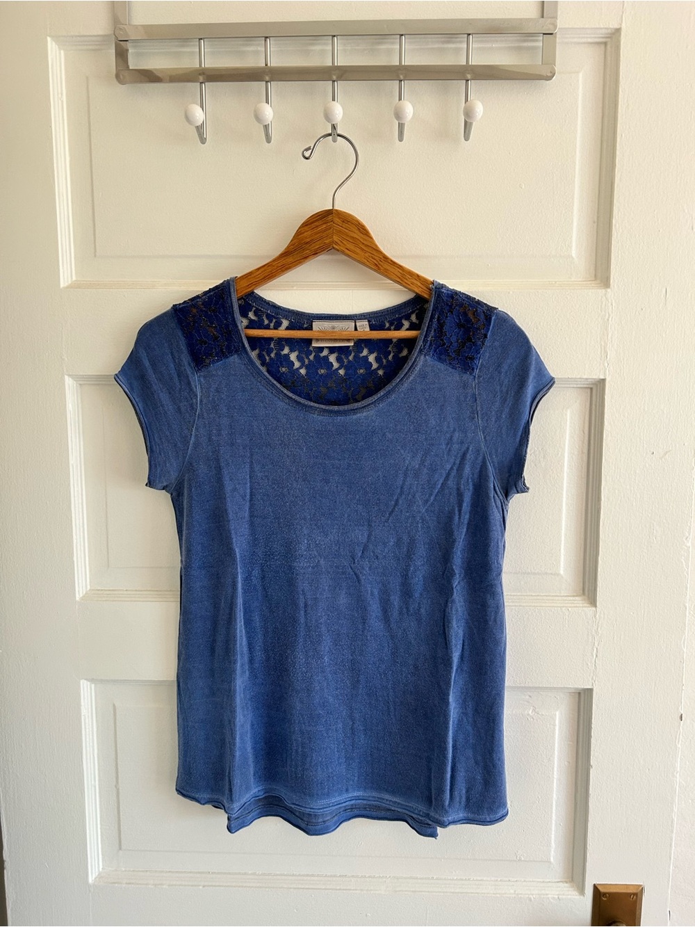 👚 [Dantelle] Tee in Denim Blue 💯 Rayon, Lace Inset, Size S, EUC